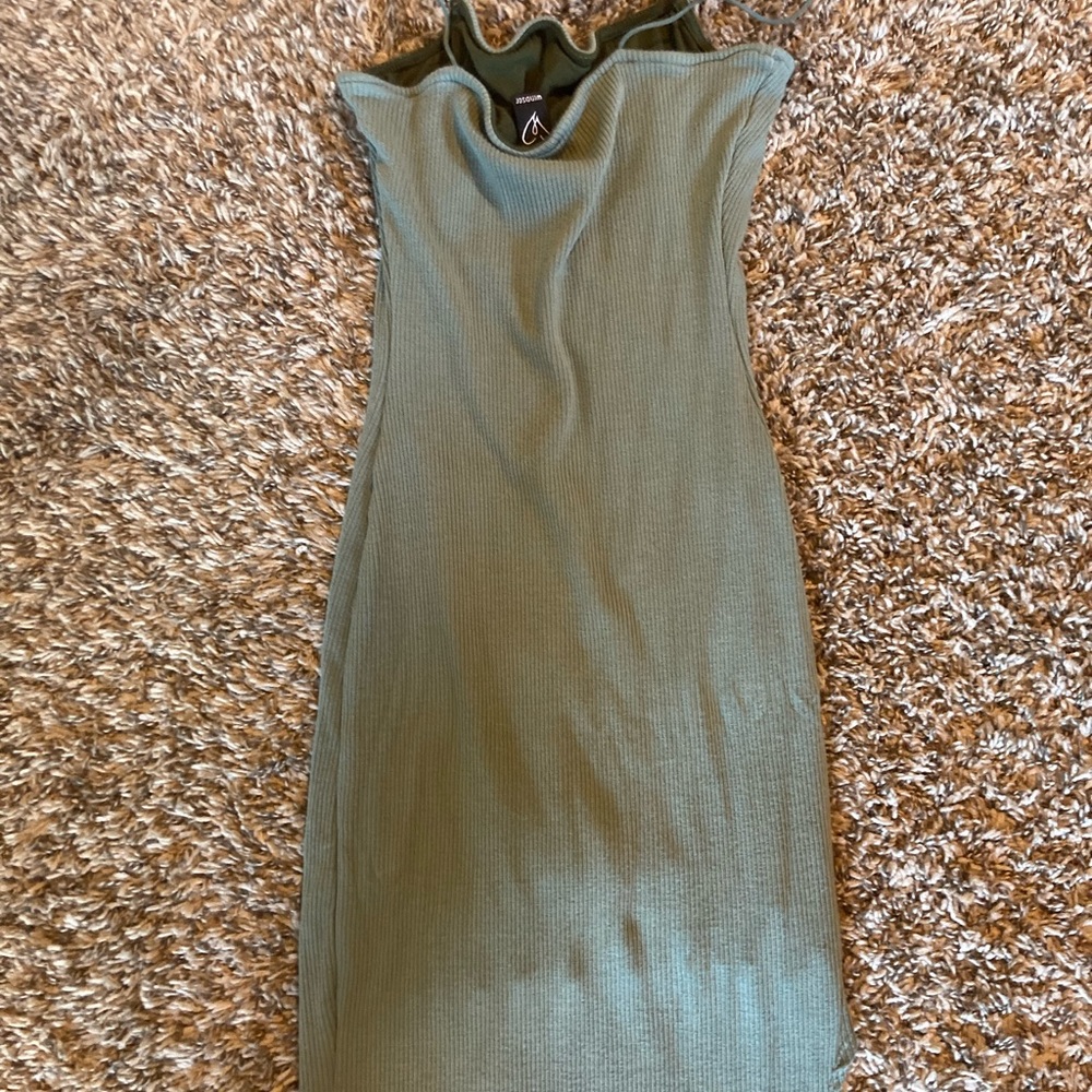 Windsor ruined tight body con midi dress with a high slit - Picture 8 of 8